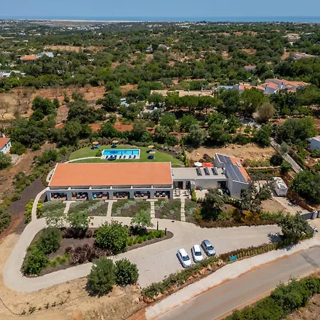 Sunny Hill-5 By Interhome * Монкарапашу